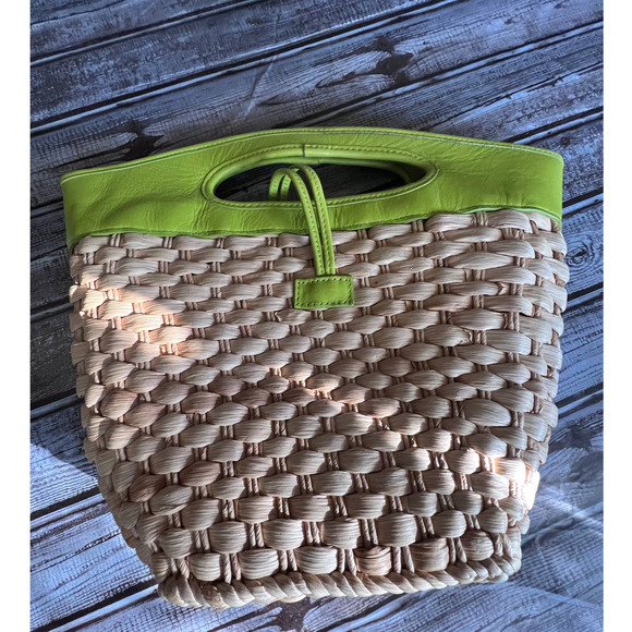 Preston & York Straw & Lime green trim bag - Picture 2 of 3